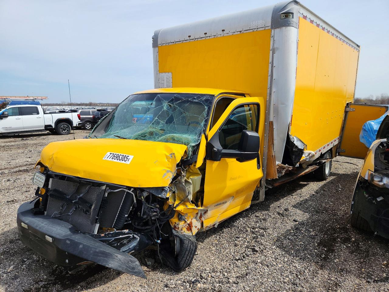 2017 GMC Savana VIN 7GZ67VCGXHN003923 photo 1
