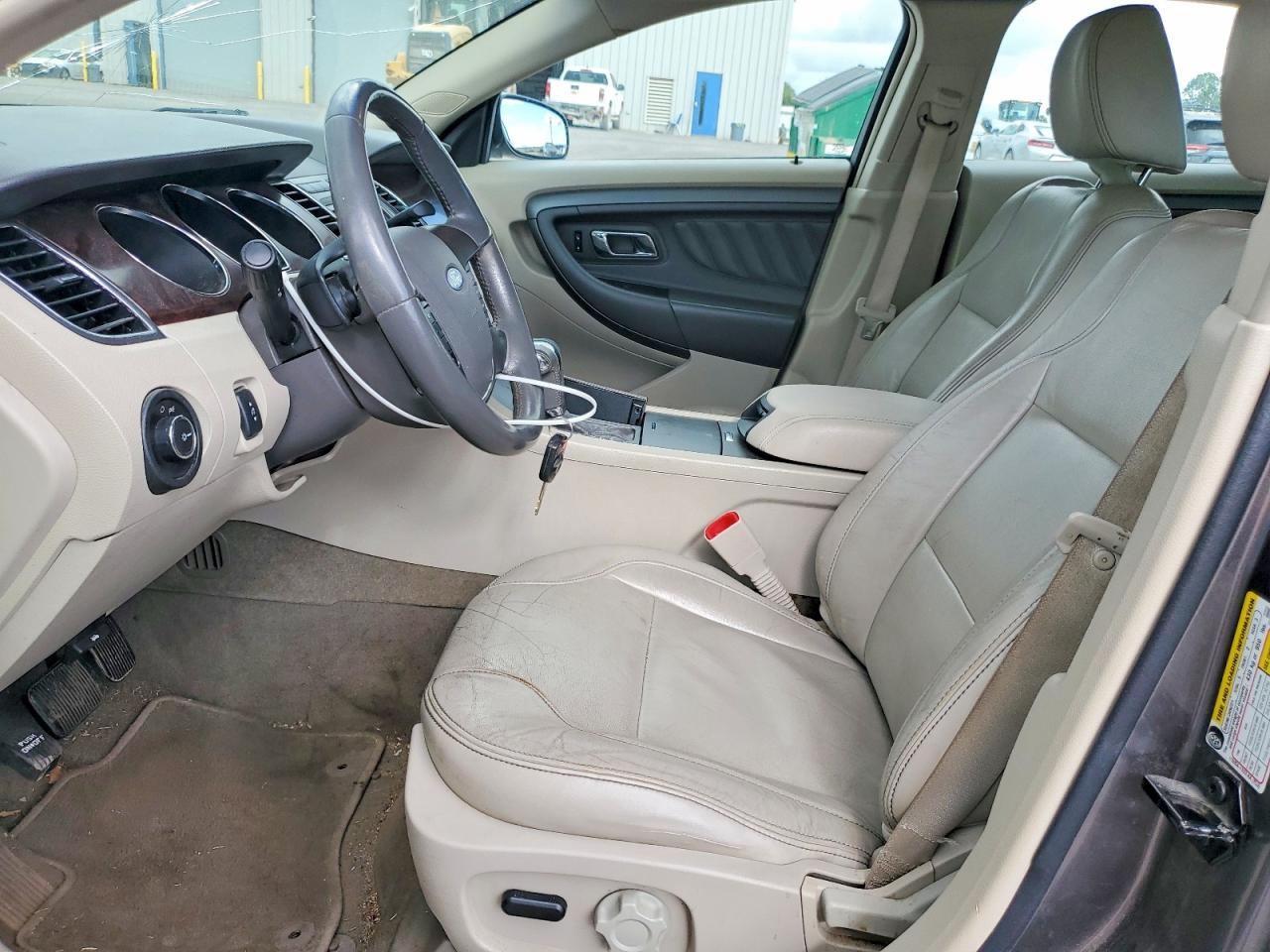 2011 Ford Taurus VIN 1FAHP2EW7BG123754 photo 7