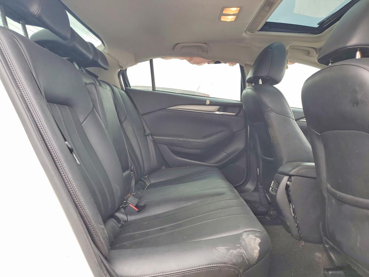2019 Mazda 6 VIN JM1GL1VM3K1504076 photo 10