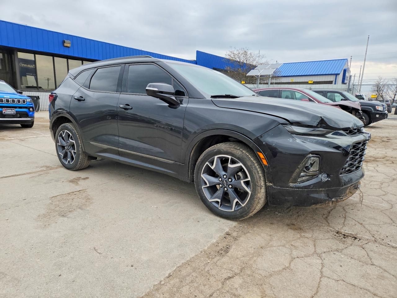 2019 Chevrolet Blazer VIN 3GNKBERS2KS689613 photo 4