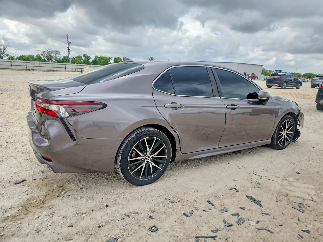2022 TOYOTA Camry VIN 4T1G11AK3NU060755 photo 3