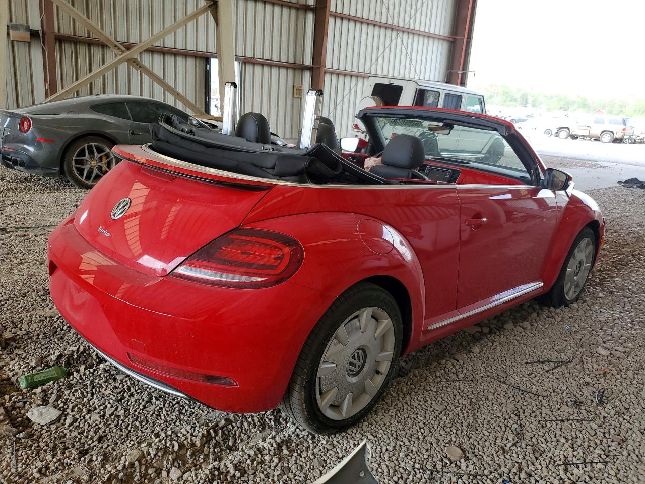 2019 Volkswagen Beetle VIN 3VW5DAAT6KM505420 photo 3