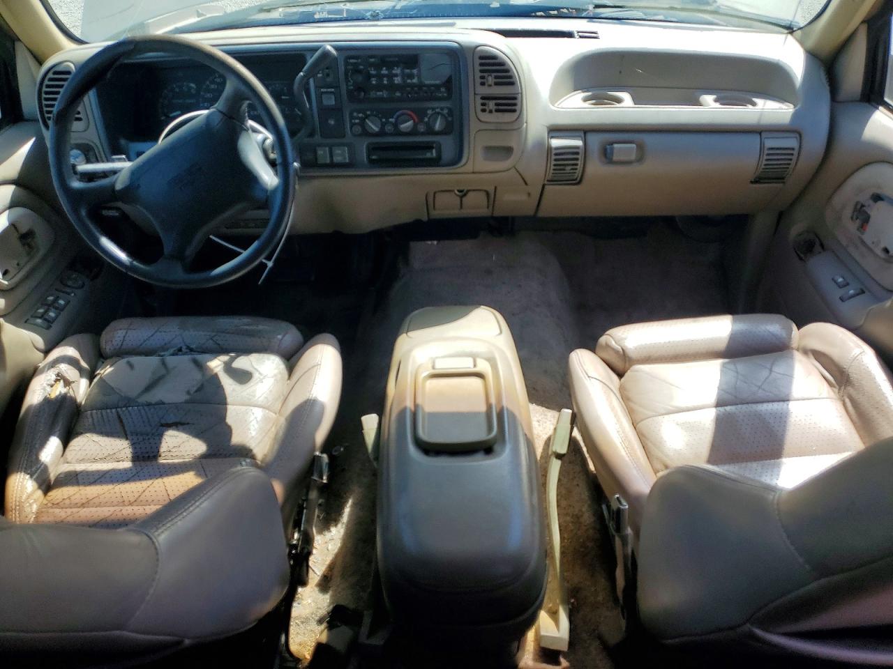 1996 GMC Yukon VIN 1GKEK13R3TJ737308 photo 8