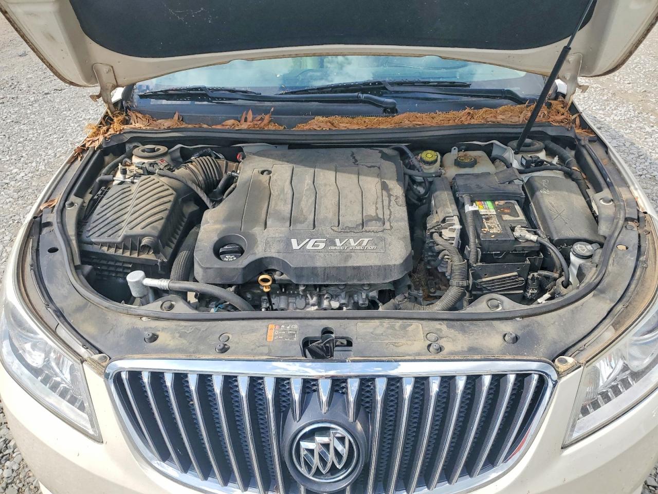 2013 Buick Lacrosse VIN 1G4GJ5G38DF250111 photo 11