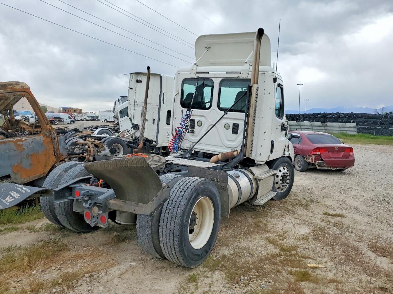 2014 FREIGHTLINER All other VIN 3AKBGADV2ESFL3148 photo 4