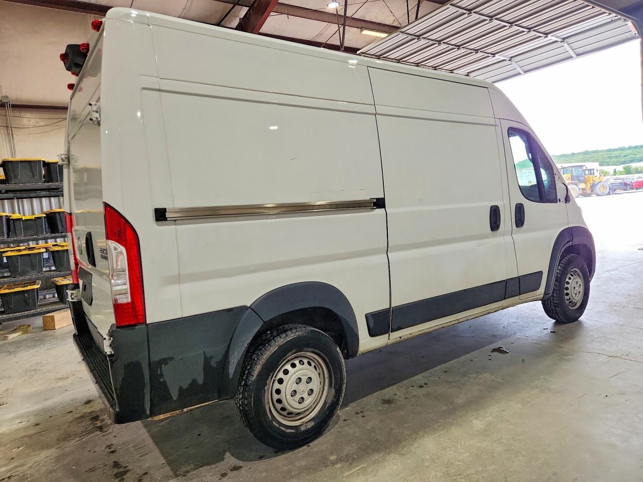 2025 RAM Promaster VIN 3C6LRVCG5SE505025 photo 3