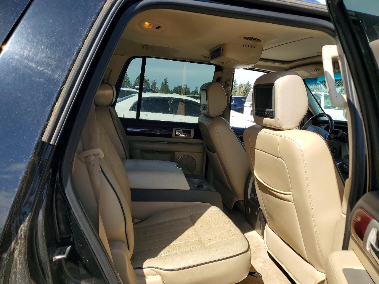 2006 LINCOLN Navigator VIN 5LMFU28516LJ09867 photo 11