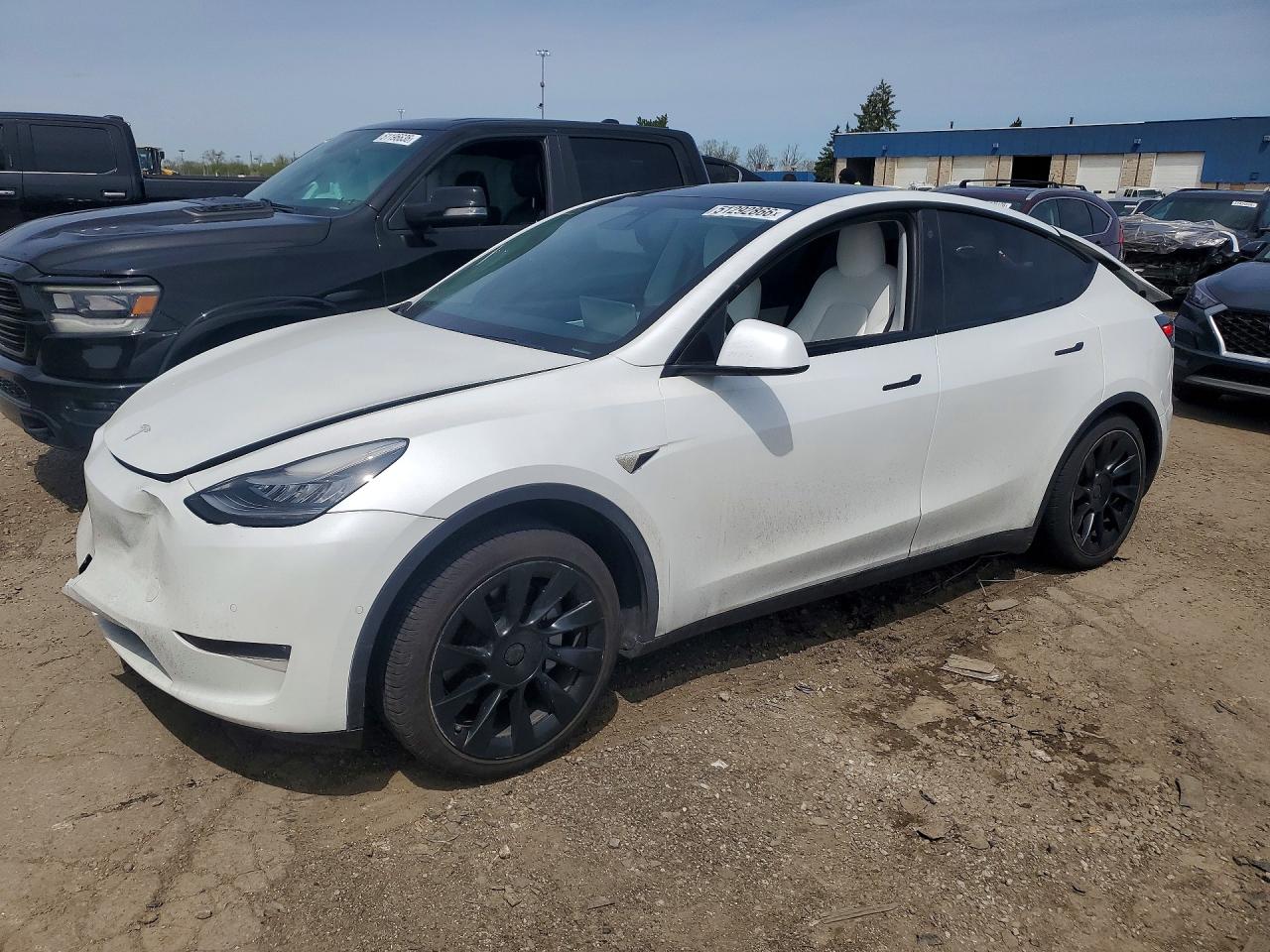 2020 Tesla Model y VIN 5YJYGDEE8LF039550 photo 1