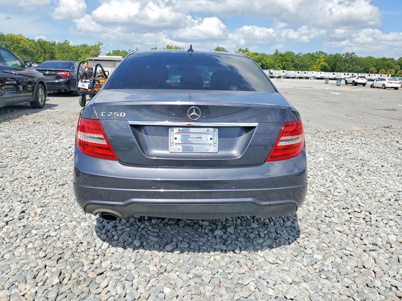 2013 MERCEDES-BENZ C class VIN WDDGF4HB1DR245097 photo 6