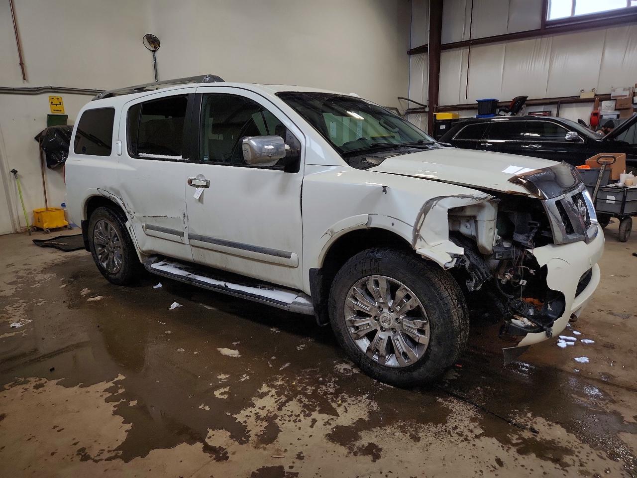 2015 Nissan Armada VIN 5N1AA0NC3FN600376 photo 4