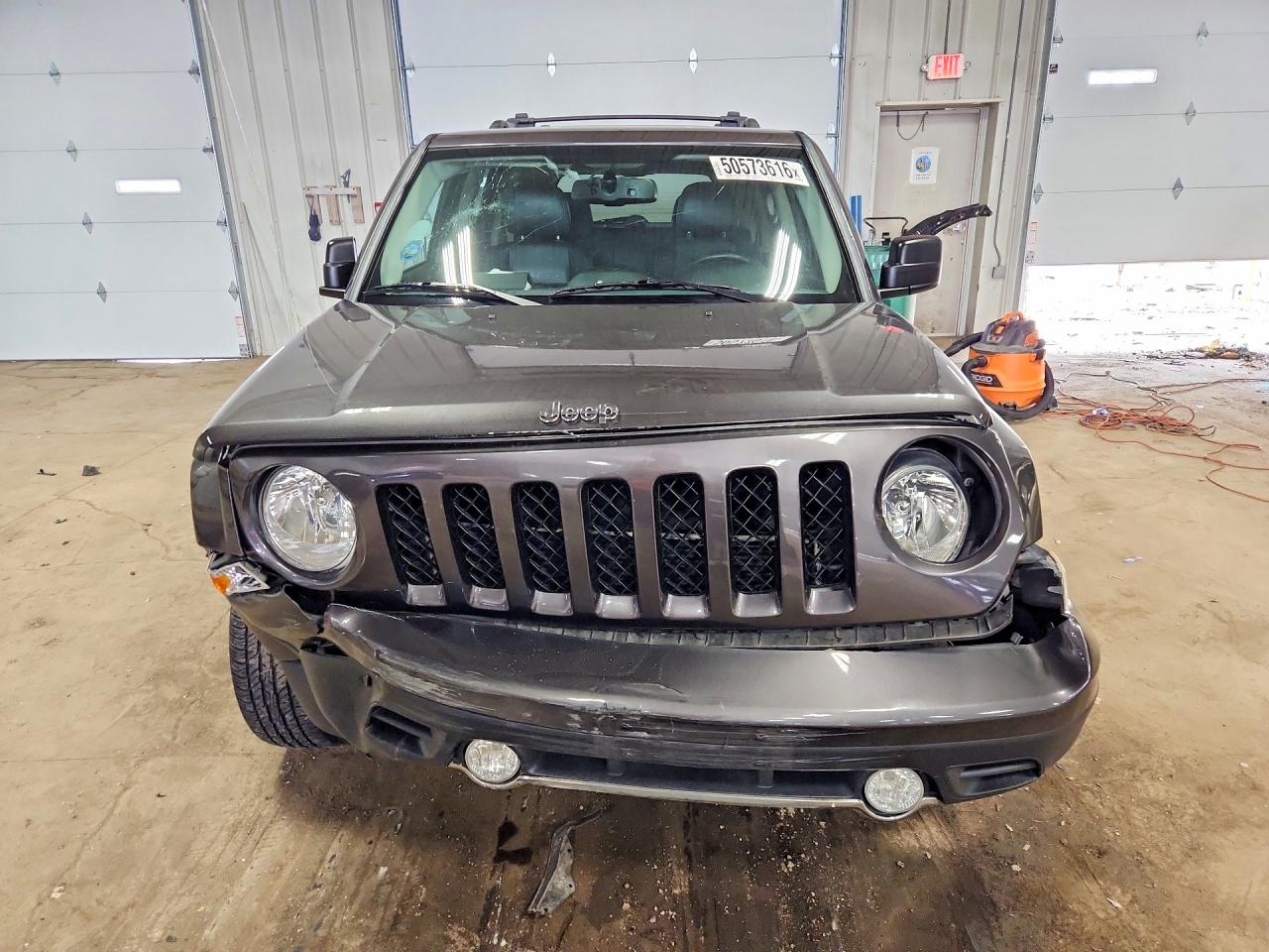 2016 Jeep Patriot VIN 1C4NJRFB3GD586101 photo 5