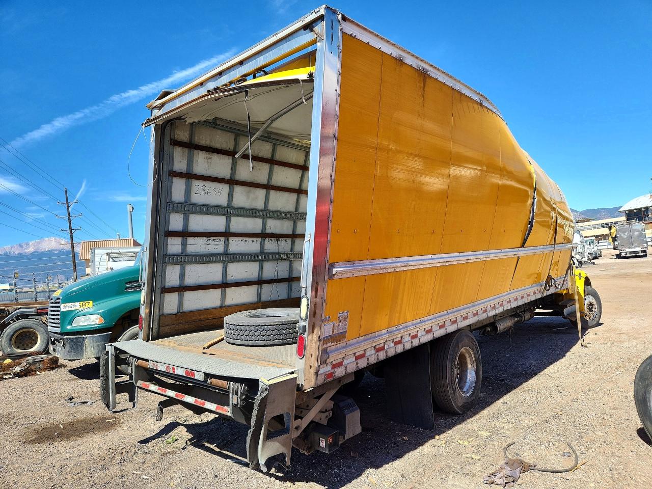 2016 FREIGHTLINER M2 unknown VIN 3ALACWDT4GDGW5611 photo 3