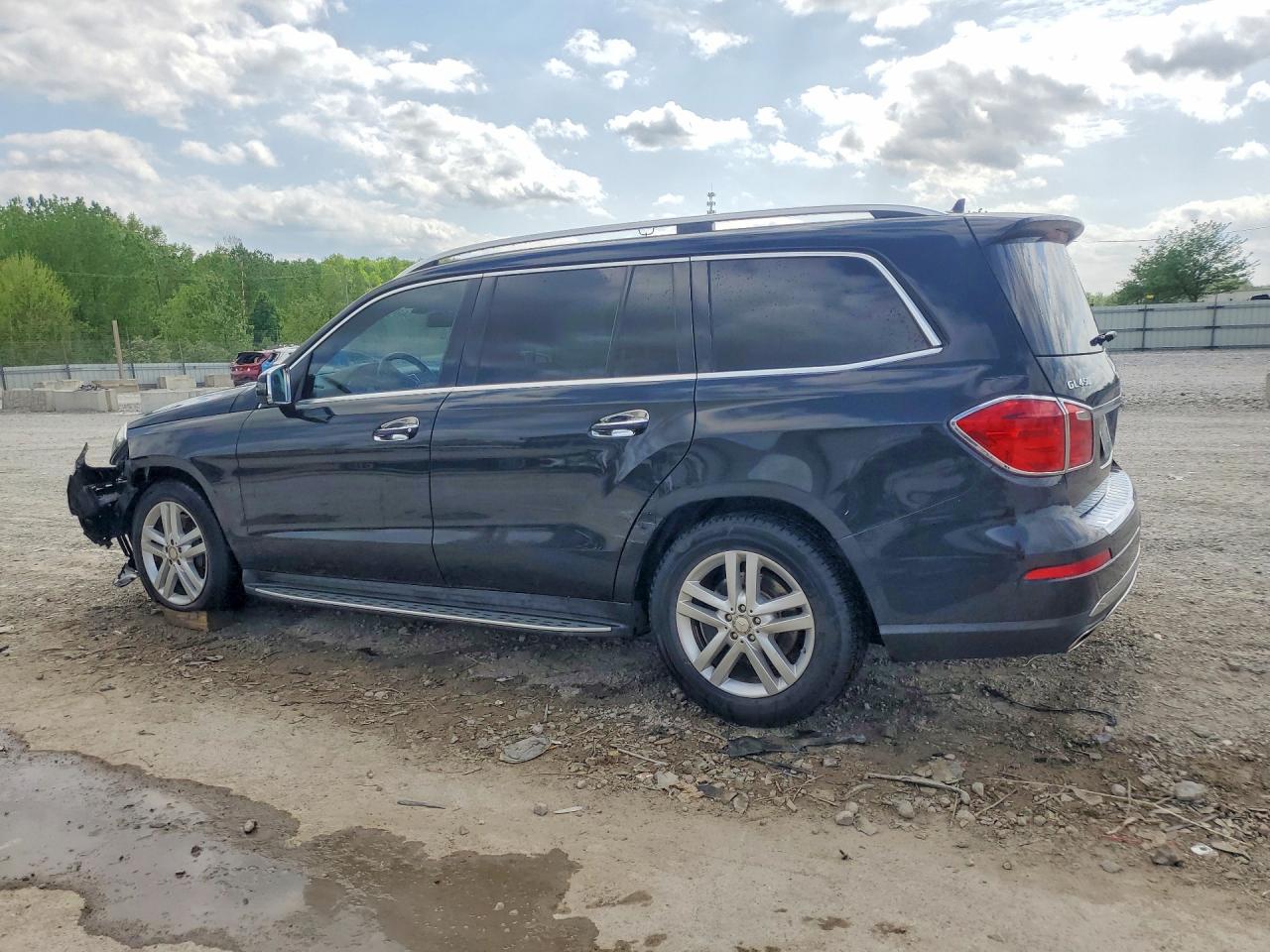 2013 Mercedes-Benz Gl-class VIN 4JGDF7CE6DA084305 photo 2