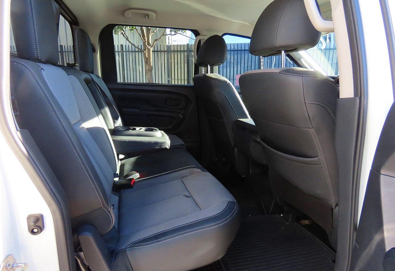 2019 NISSAN TITAN VIN 1N6AA1EK6KN518926 photo 6