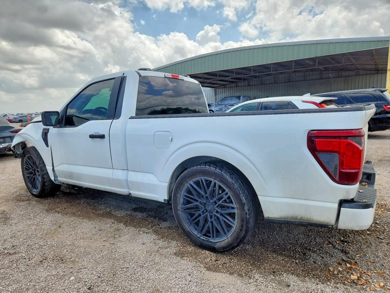 2025 Ford F150 VIN 1FTMF1K56SKD79575 photo 2