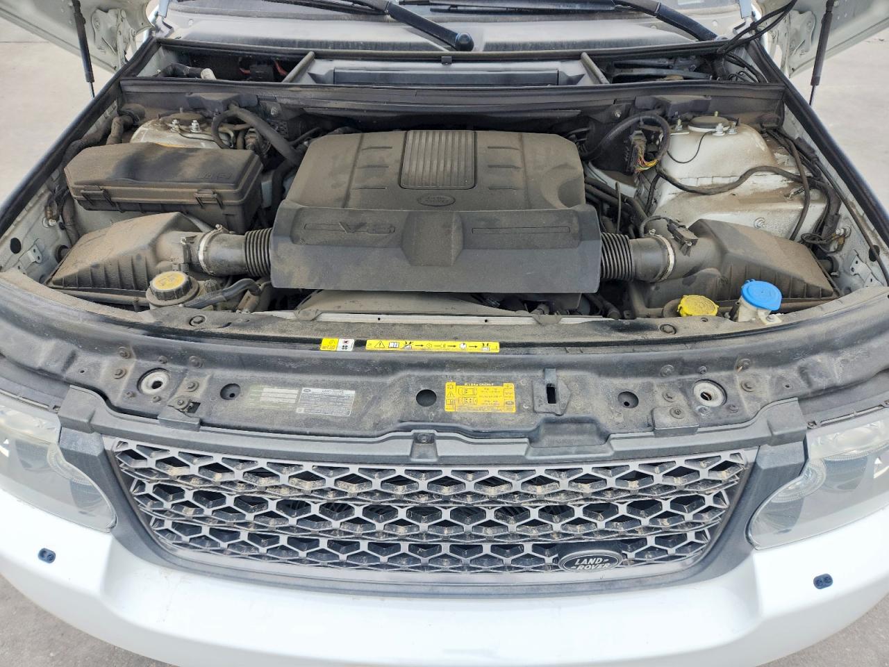 2011 Land Rangerover VIN SALMF1D45BA354332 photo 12