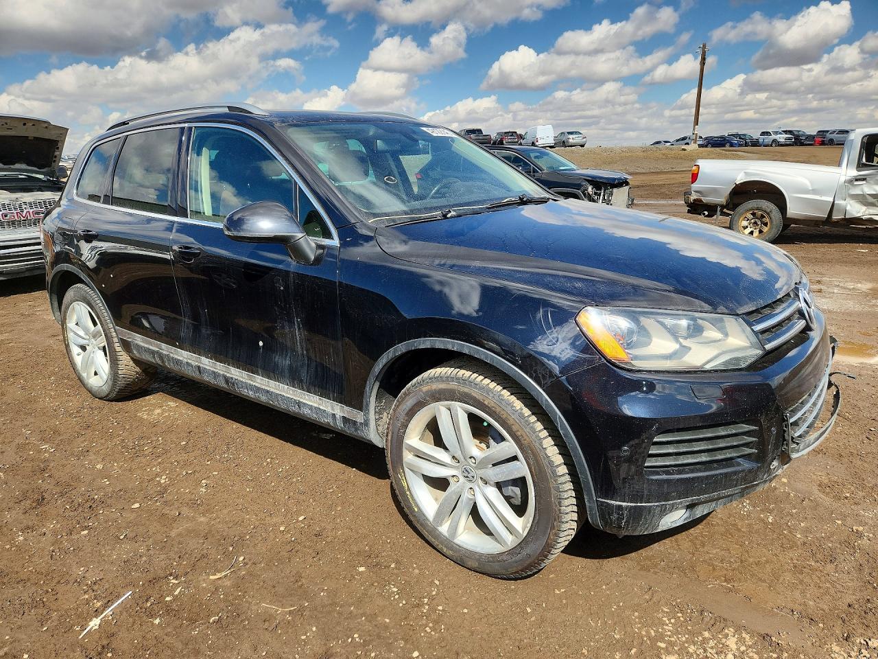 2013 Volkswagen Touareg VIN WVGDF9BPXDD010849 photo 4