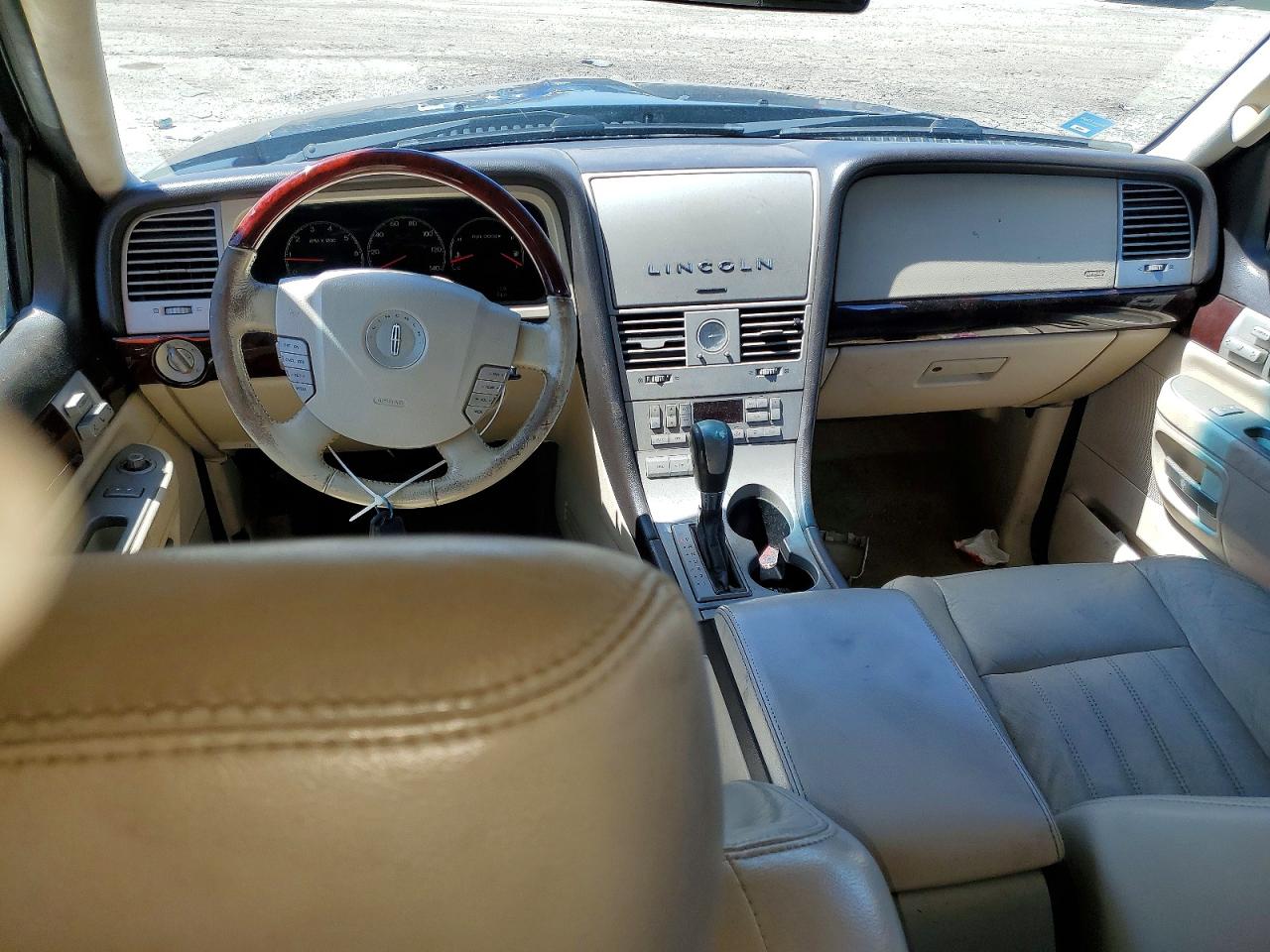 2003 Lincoln Aviator VIN 5LMEU88H83ZJ52989 photo 8