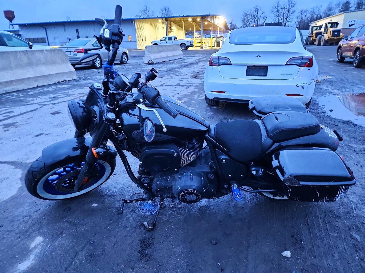 2022 INDIAN Motorcycle VIN 56KDLCAG4N3002419 photo 3
