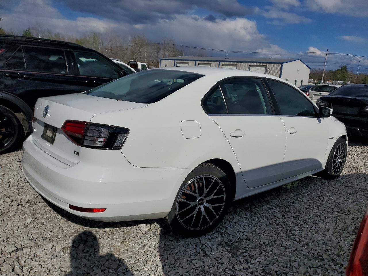 2017 Volkswagen Jetta VIN 3VW2B7AJ7HM396601 photo 3