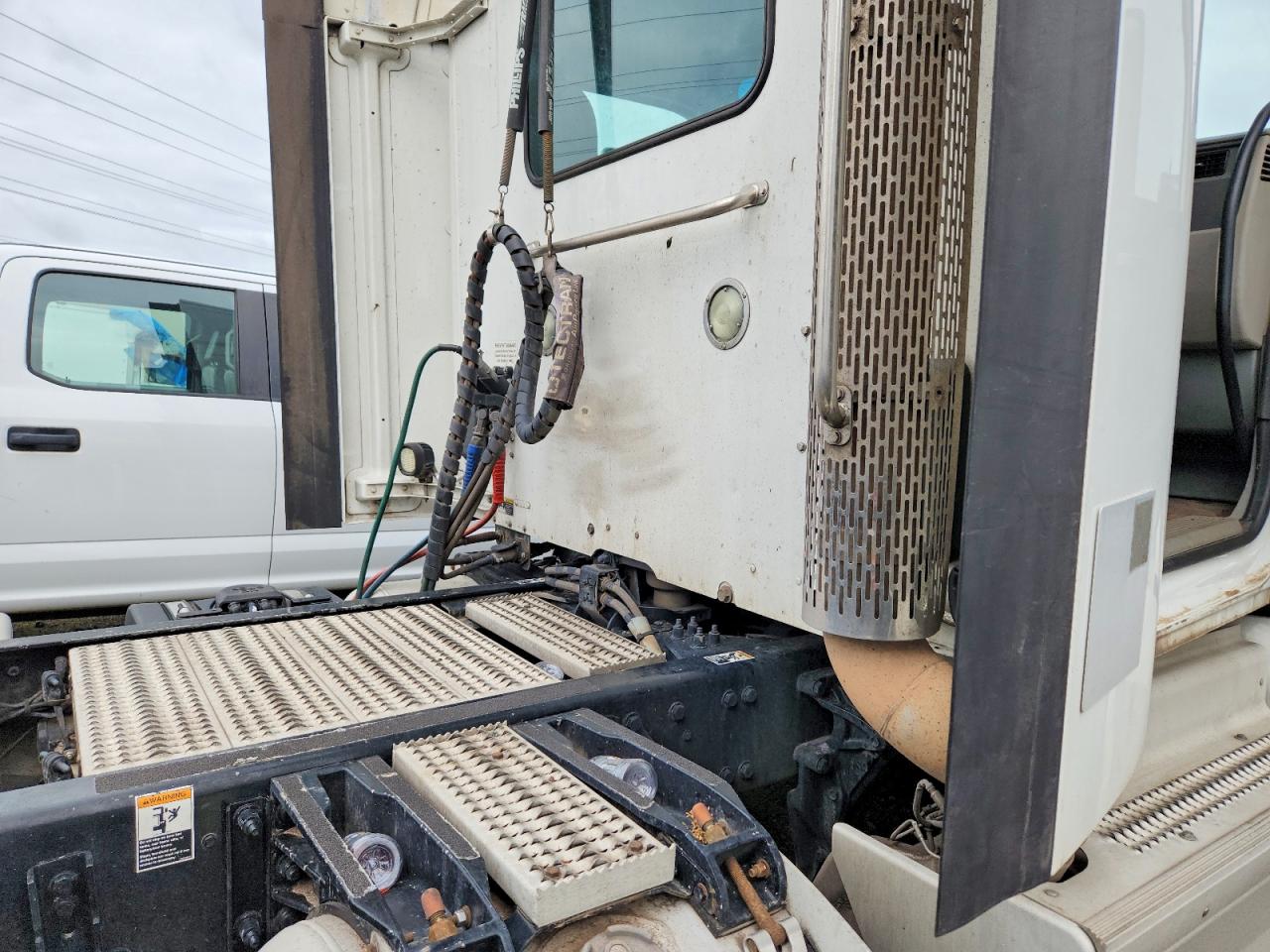 2018 PETERBILT All models VIN 1XPBD49X3JD479043 photo 6