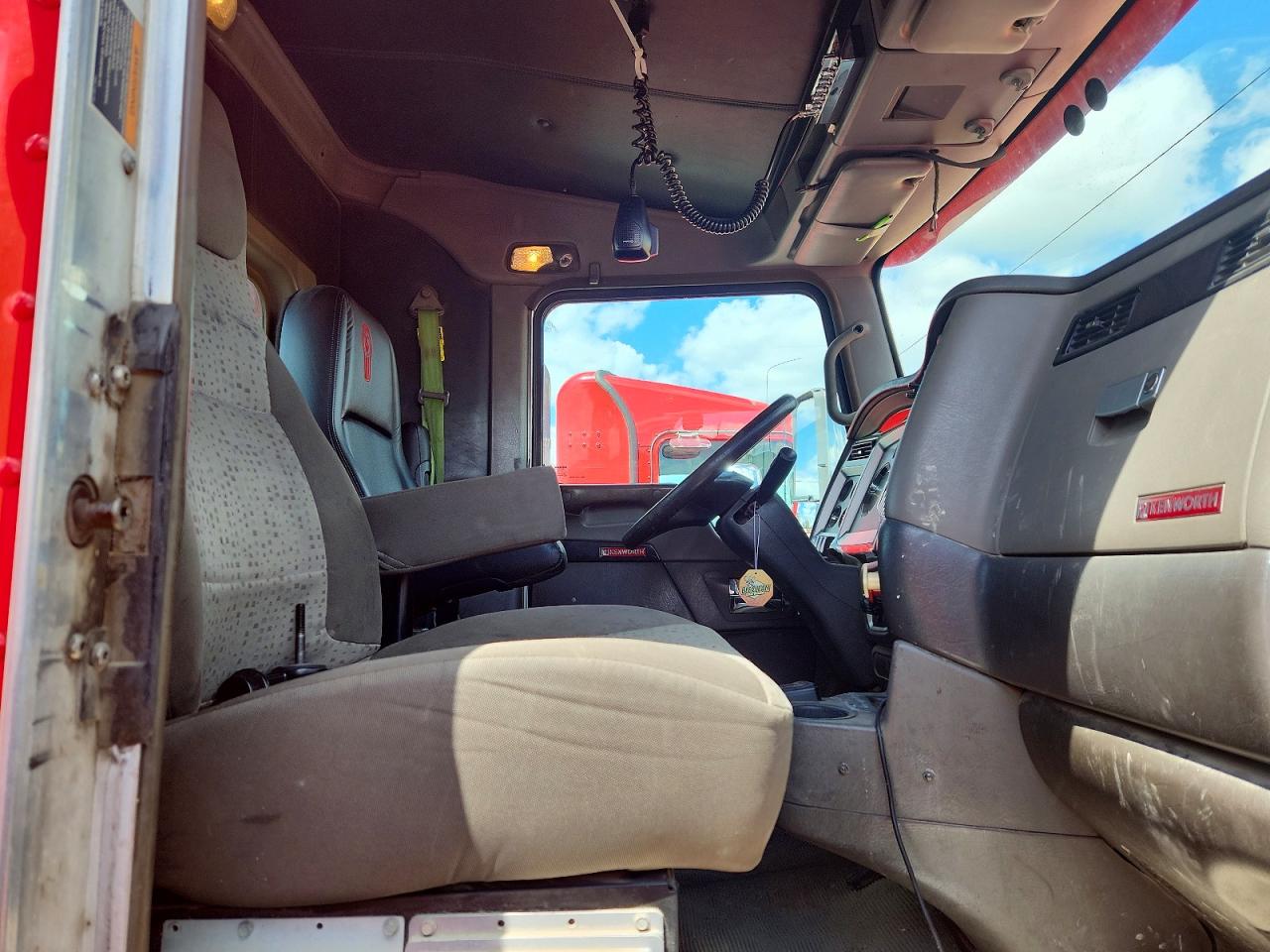 2013 KENWORTH All other VIN 1XKDD49X6DJ367289 photo 5