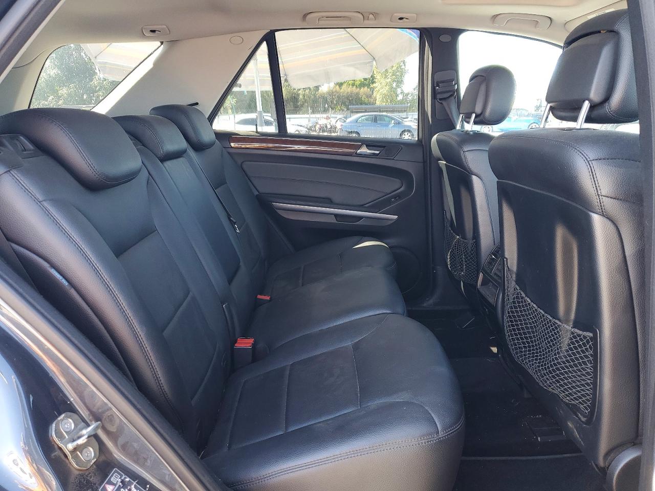 2010 Mercedes-Benz M-class VIN 4JGBB8GB5AA543151 photo 11