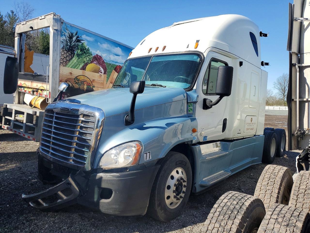 2014 FREIGHTLINER All other VIN 3AKJGLD55ESFH3338 photo 3