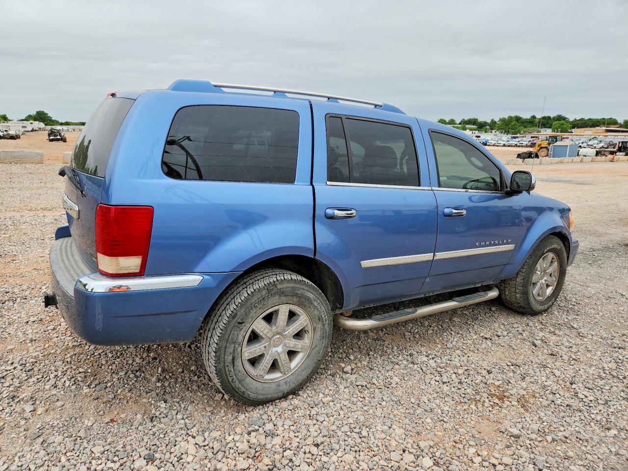 2008 CHRYSLER Aspen VIN 1A8HX58NX8F134639 photo 3