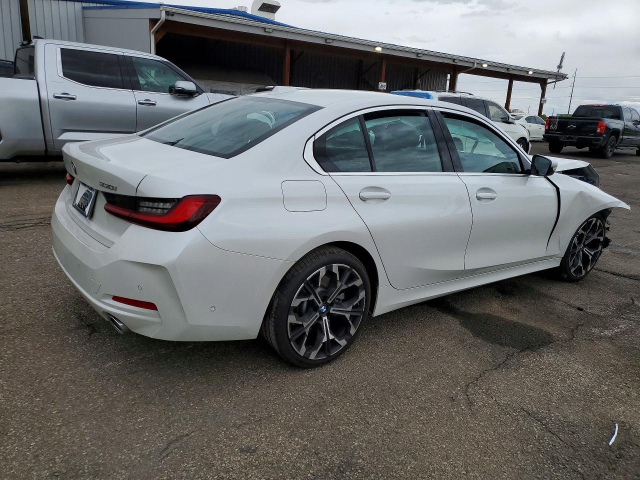 2026 BMW 3 series VIN 3MW89CW05T8G09173 photo 3