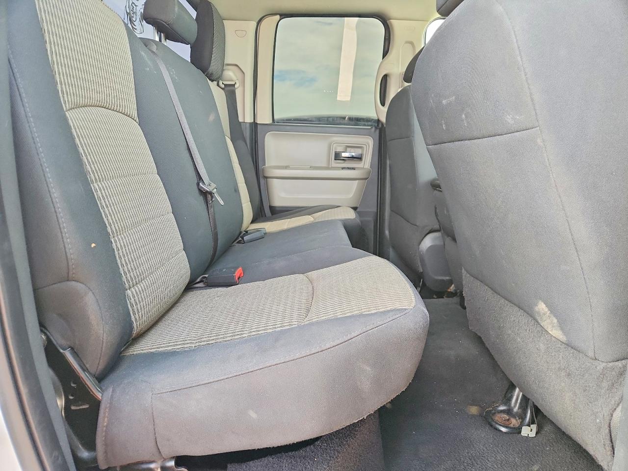 2011 Dodge Ram 1500 VIN 1D7RB1GP9BS550451 photo 10