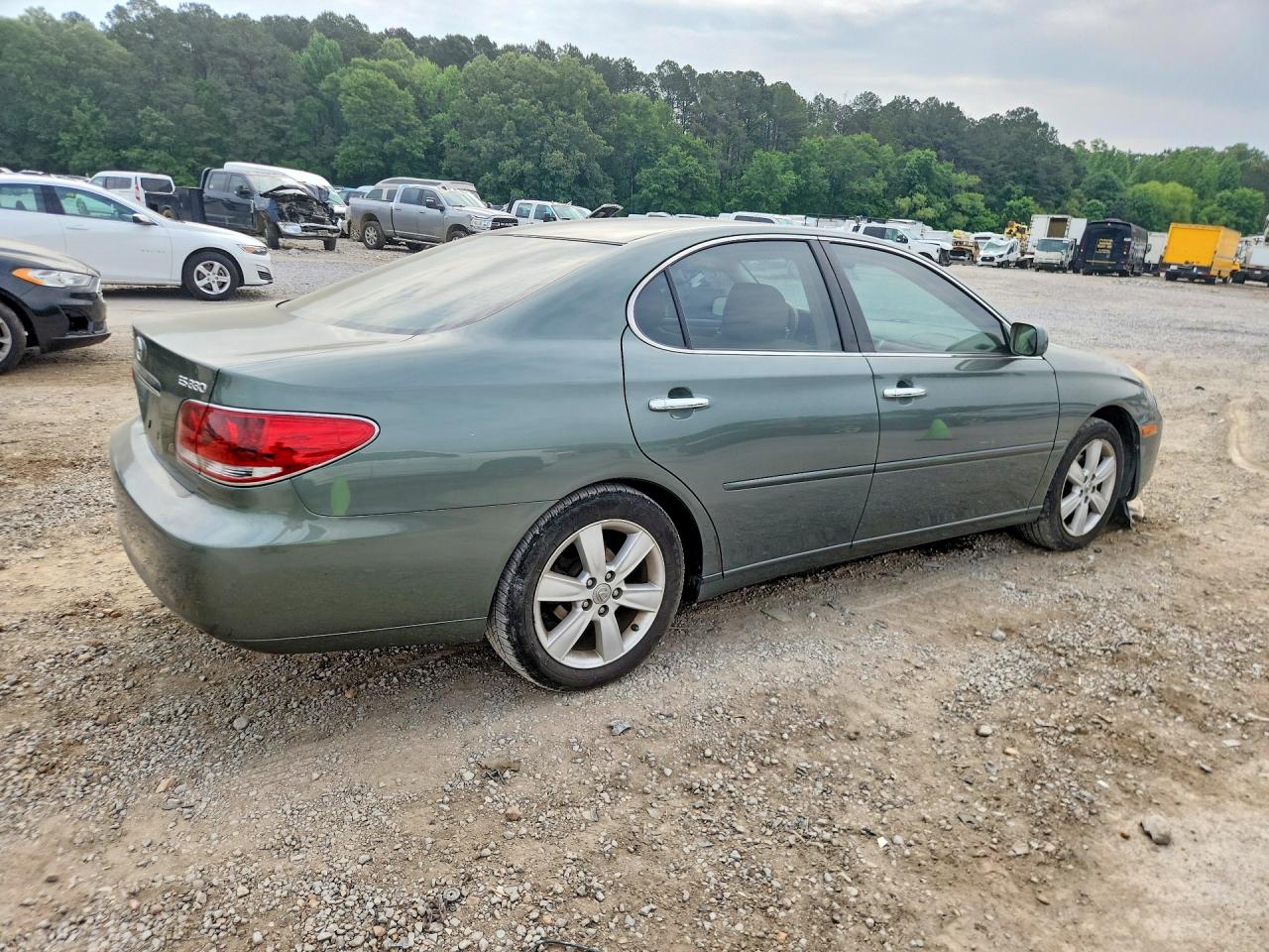 2005 Lexus Es330 VIN JTHBA30G955058928 photo 3