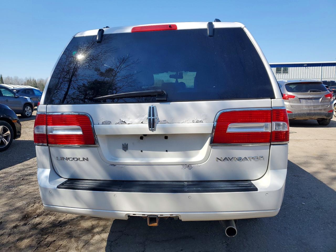 2010 LINCOLN Navigator VIN 5LMJJ2J56AEJ10376 photo 6