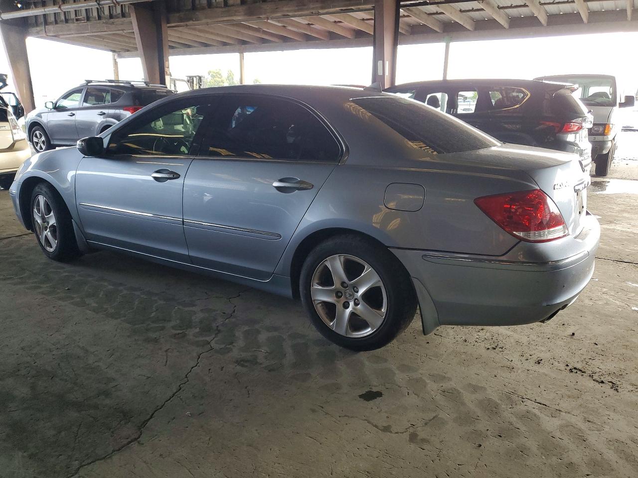2006 Acura Rl VIN JH4KB16596C008213 photo 2