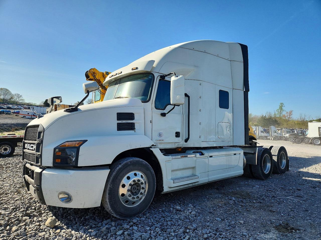 2020 MACK All other VIN 1M1AN4GY9LM017305 photo 2