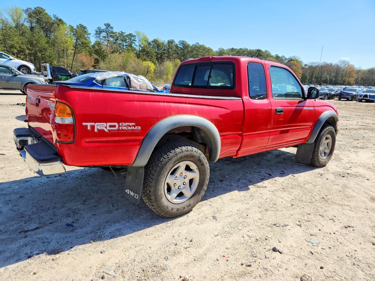2002 Toyota Tacoma VIN 5TEWN72N32Z125719 photo 3
