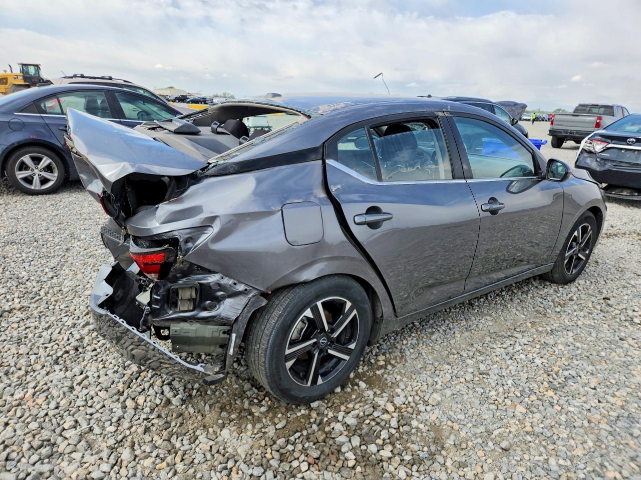 2025 NISS Sentra VIN 3N1AB8CV2SY274946 photo 3
