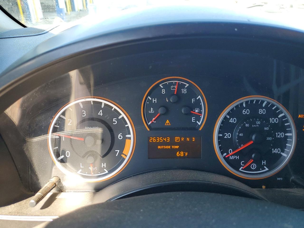 2015 Nissan TITAN VIN 1N6AA0ED6FN514375 photo 9