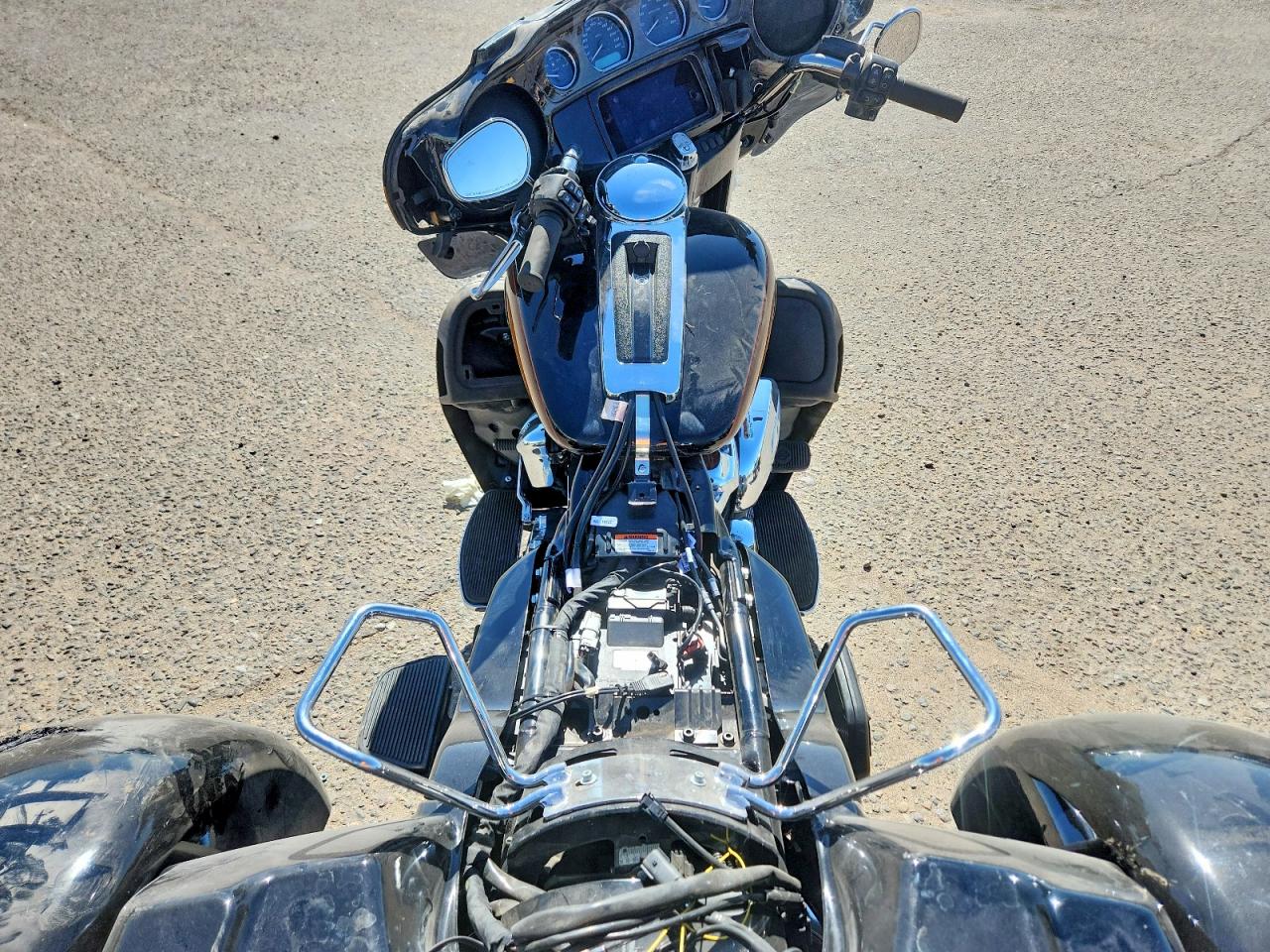 2024 Harley-Davidson Fl VIN 1HD1MAF1XRB861927 photo 6