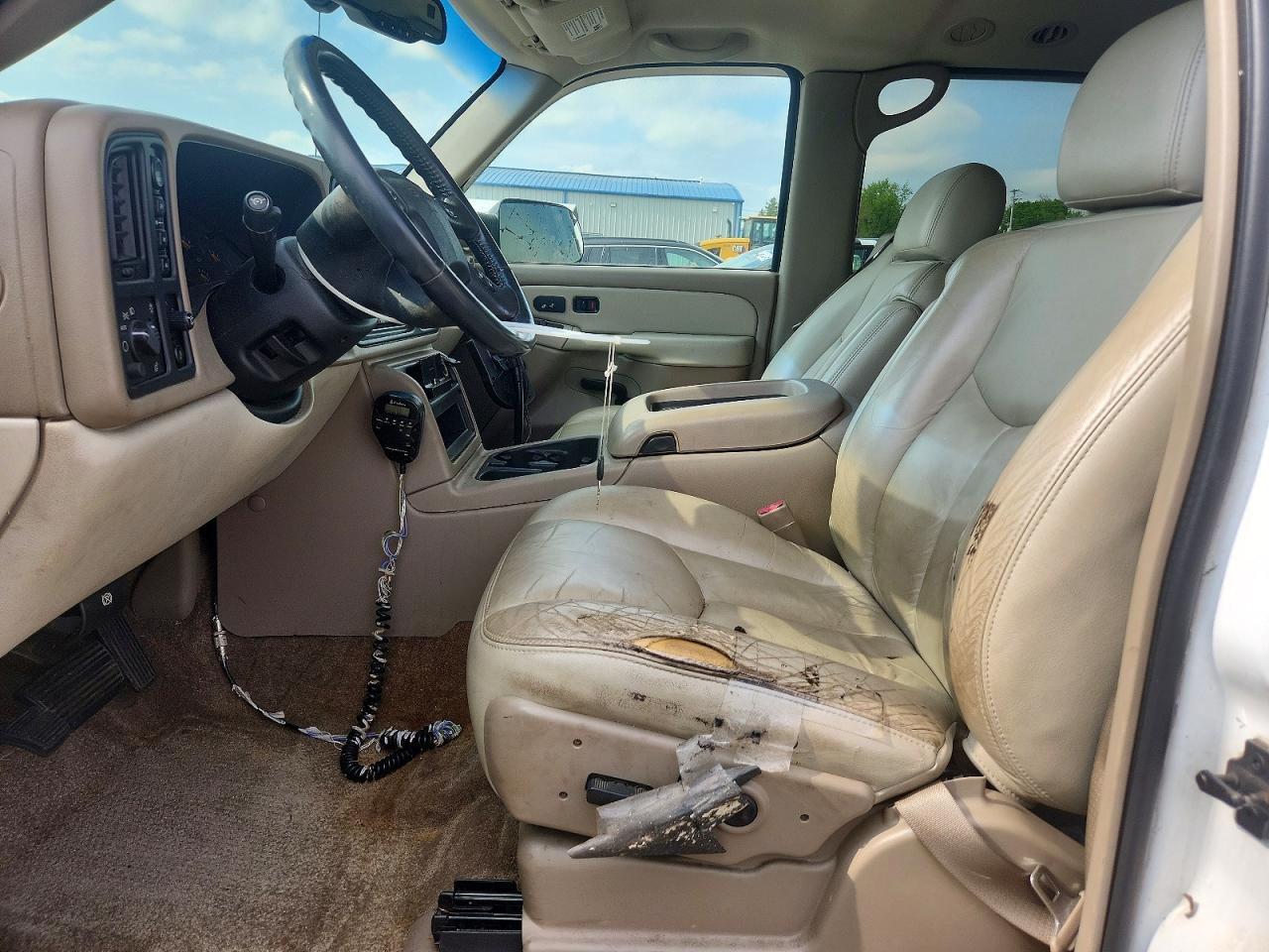 2003 GMC Yukon VIN 1GKGK26U83R302820 photo 7