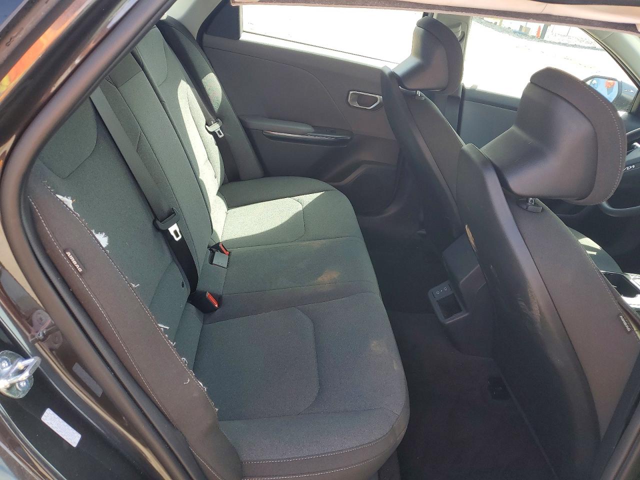 2025 Kia All other VIN 3KPFT4DE6SE200907 photo 10