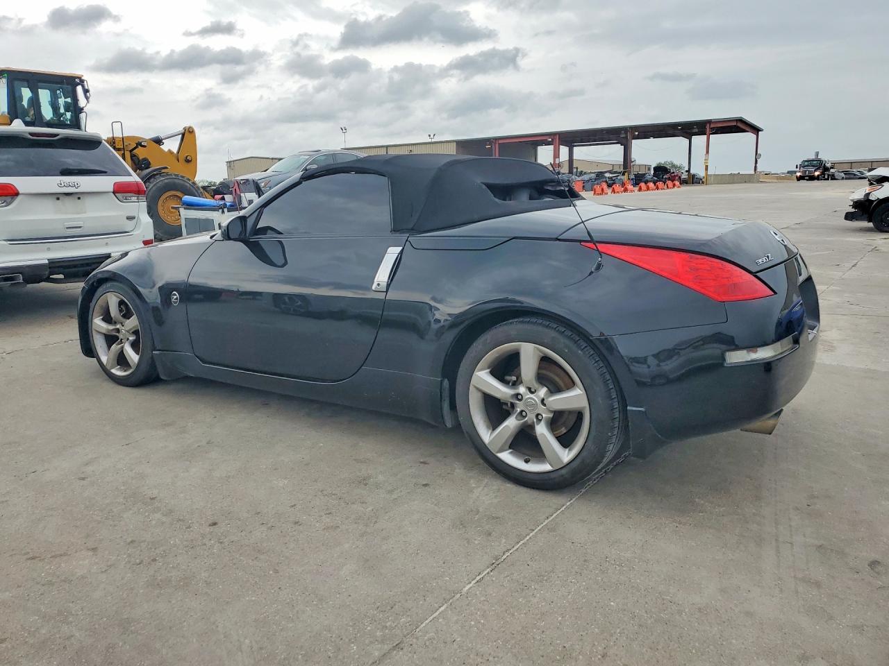 2008 Nissan 350z VIN JN1BZ36A08M851075 photo 2
