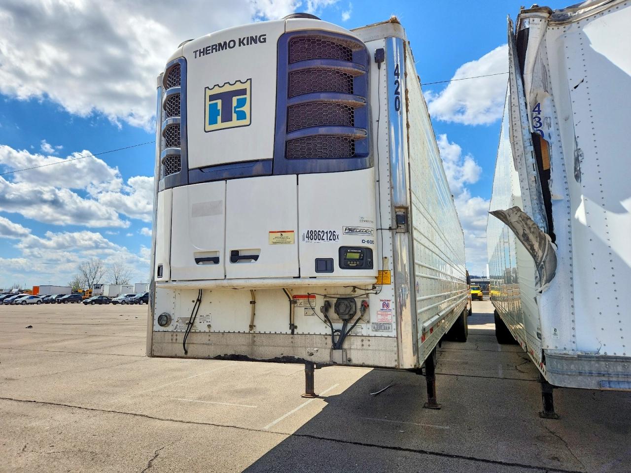 2020 UTILITY All models VIN 1UYVS2532L6024107 photo 2
