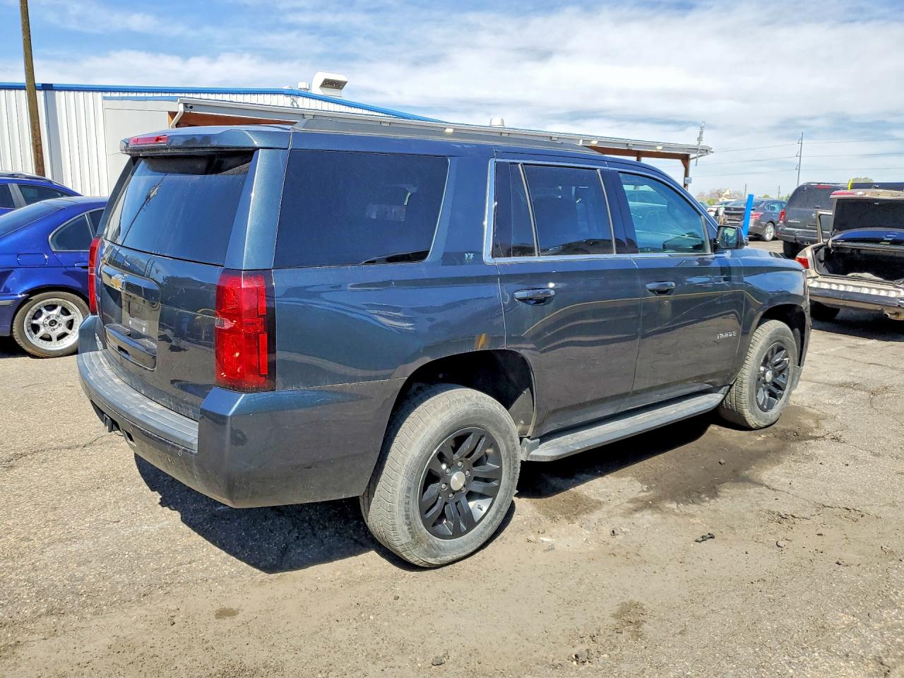 2020 CHEVROLET Tahoe VIN 1GNSKBKC0LR299504 photo 3