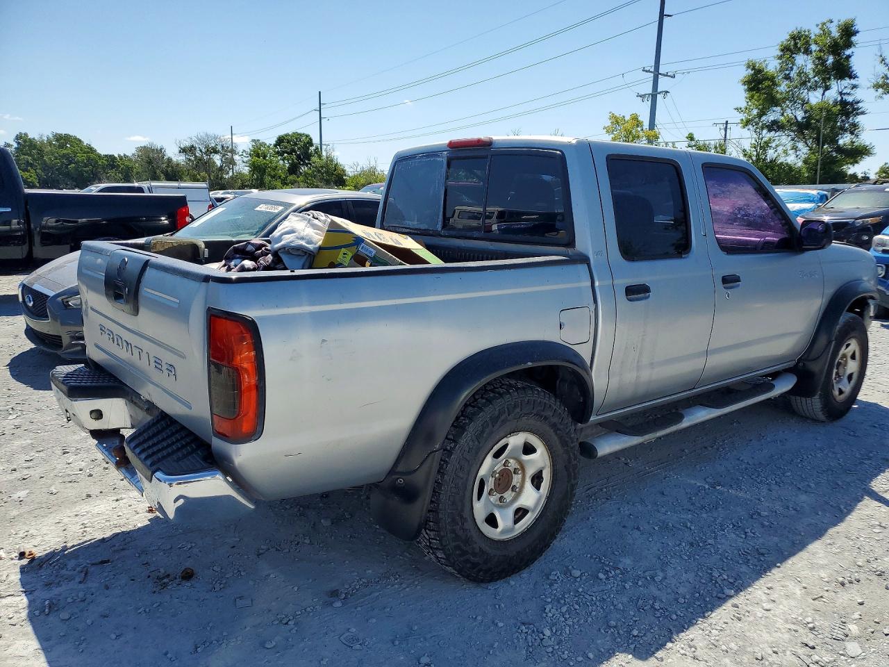 2000 NISSAN Frontier VIN 1N6ED27T4YC325831 photo 3