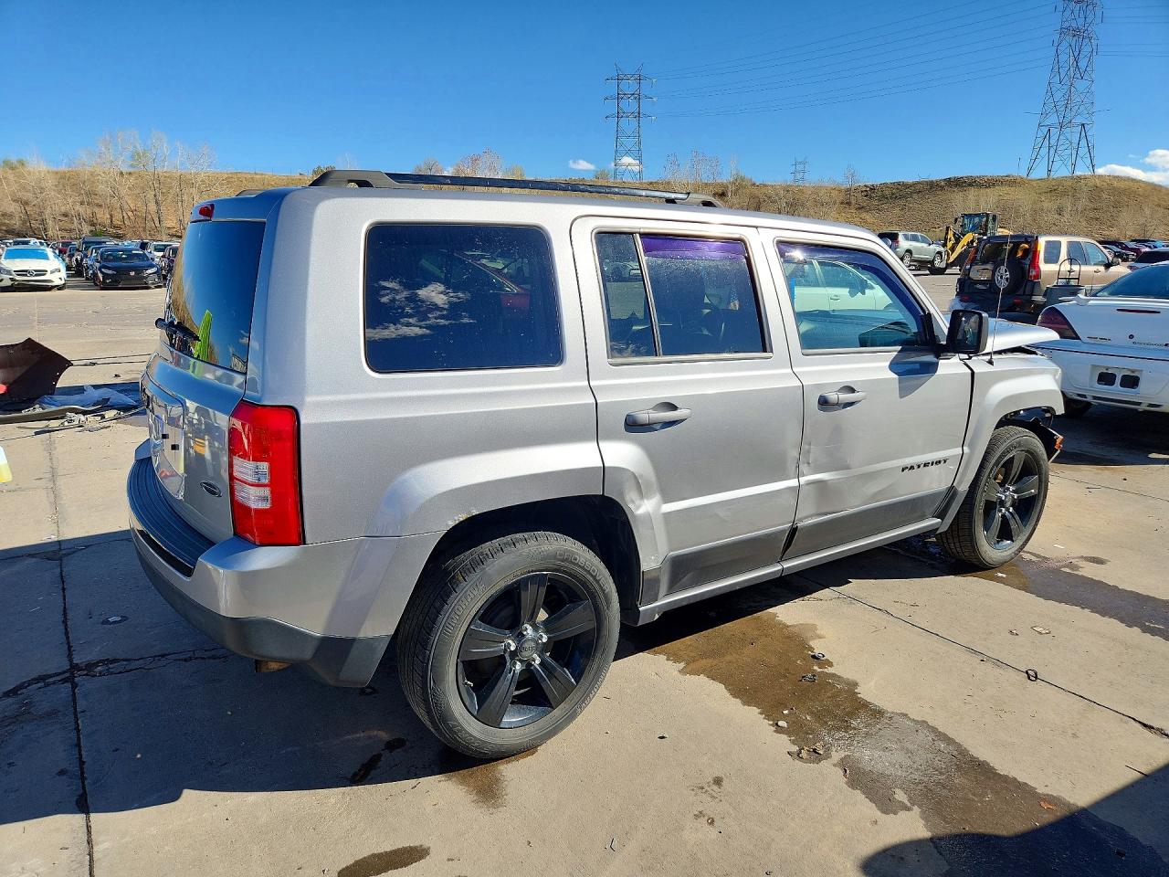 2015 Jeep Patriot VIN 1C4NJPBA8FD296565 photo 3