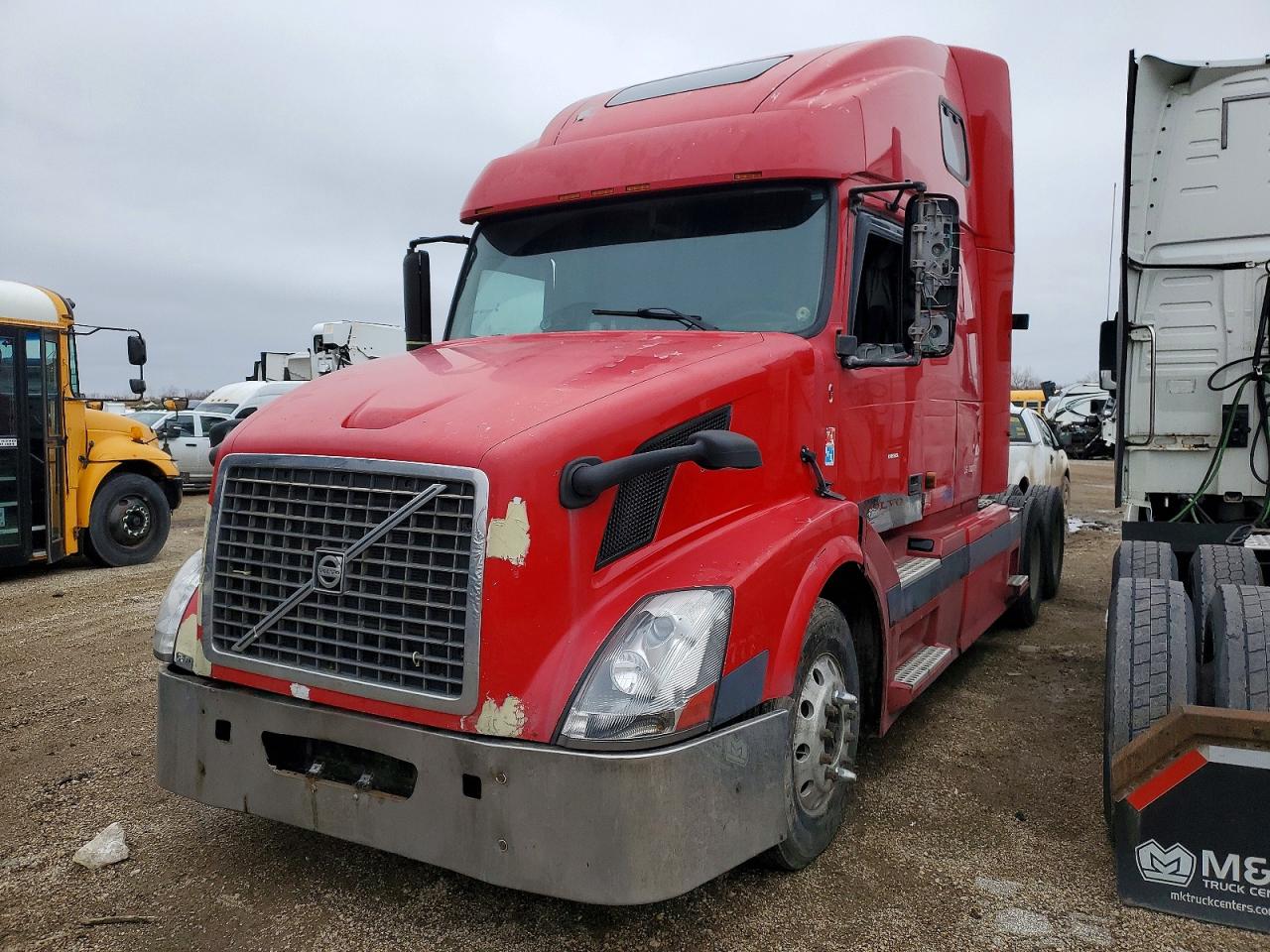 2005 Volvo All models VIN 4V4NC9GH35N369172 photo 2