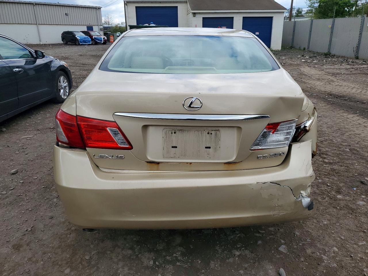 2007 Lexus ES350 VIN JTHBJ46G772003718 photo 6