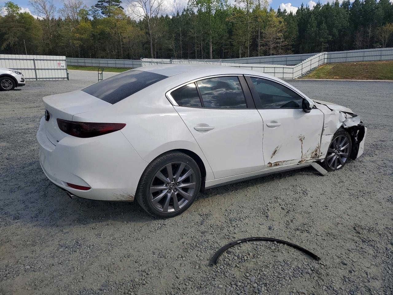 2019 3 VIN JM1BPBAM2K1131395 photo 3