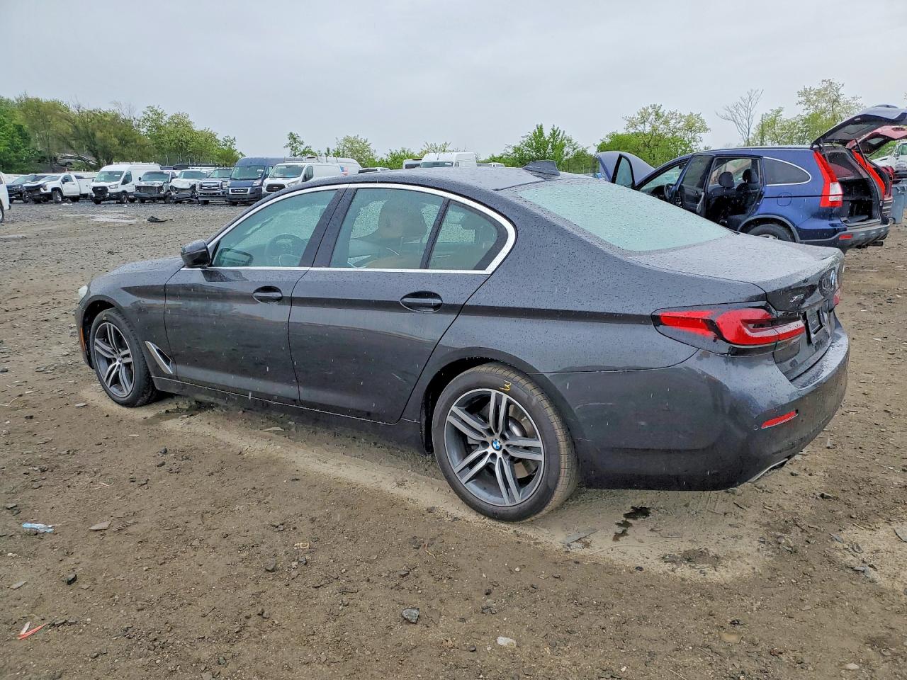 2021 BMW 5 series VIN WBA73BJ03MCF98797 photo 2